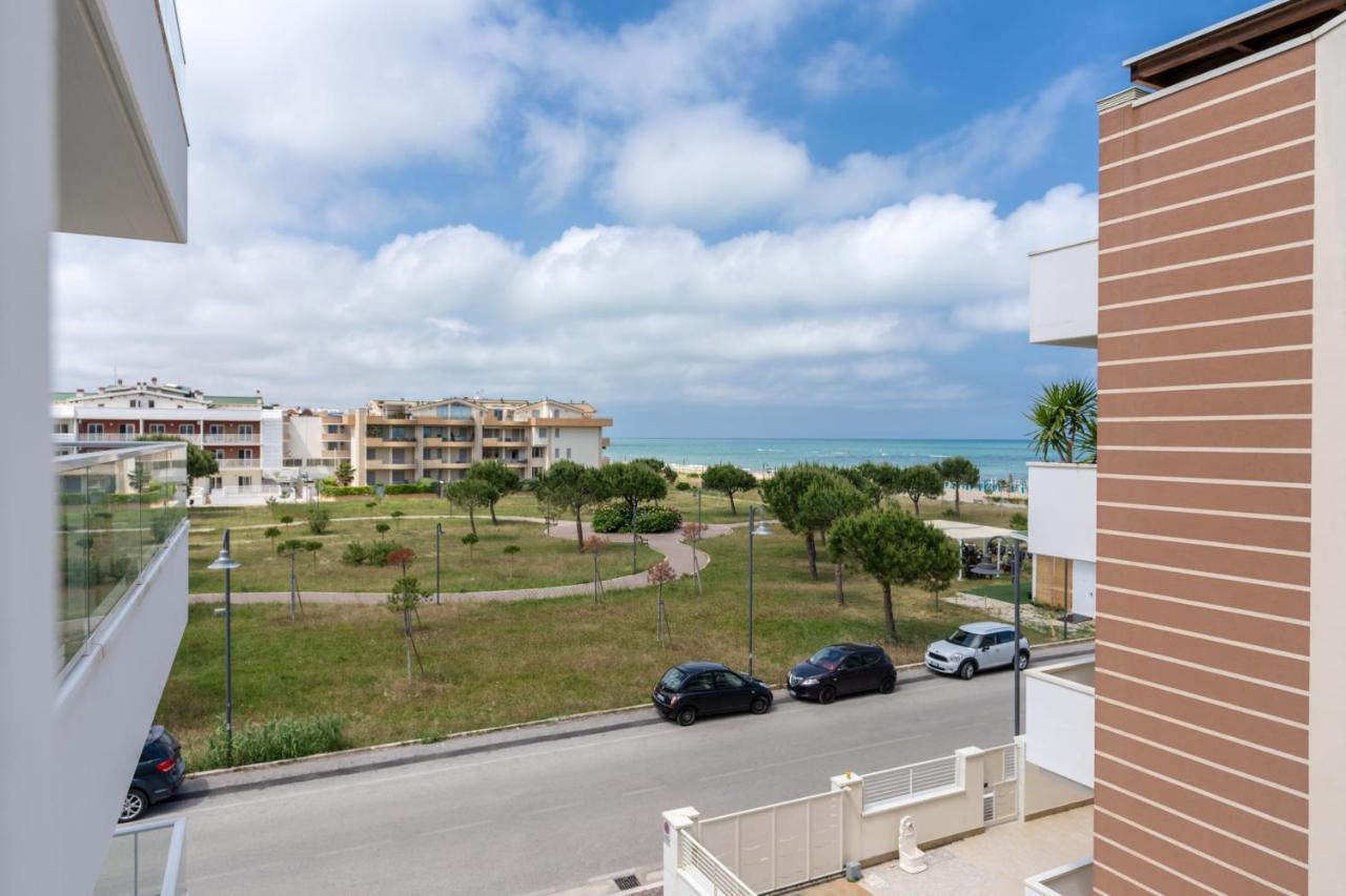 Aparthotel Residenze Roscioli Roseto Degli Abruzzi Zewnętrze zdjęcie
