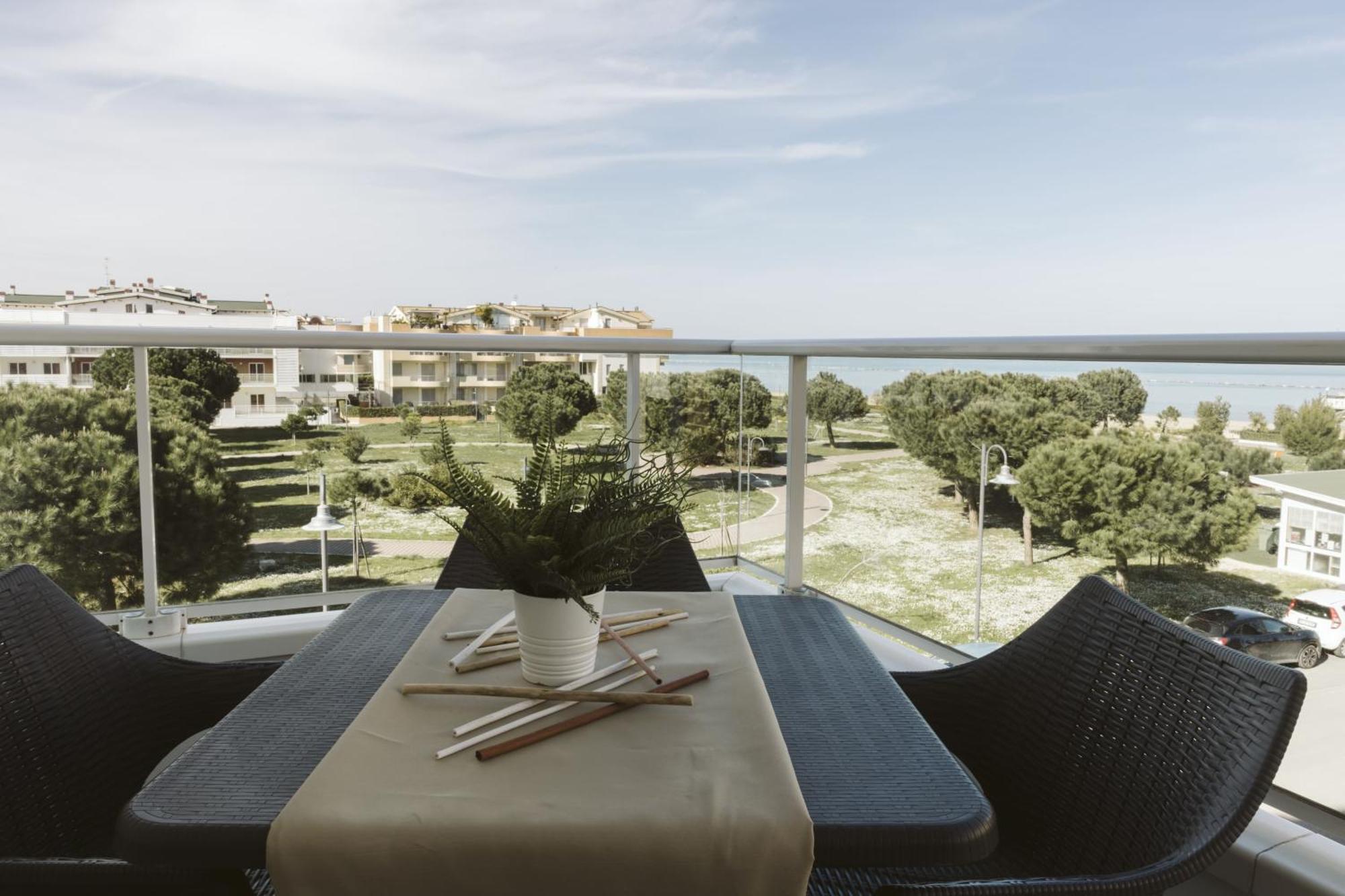 Aparthotel Residenze Roscioli Roseto Degli Abruzzi Zewnętrze zdjęcie