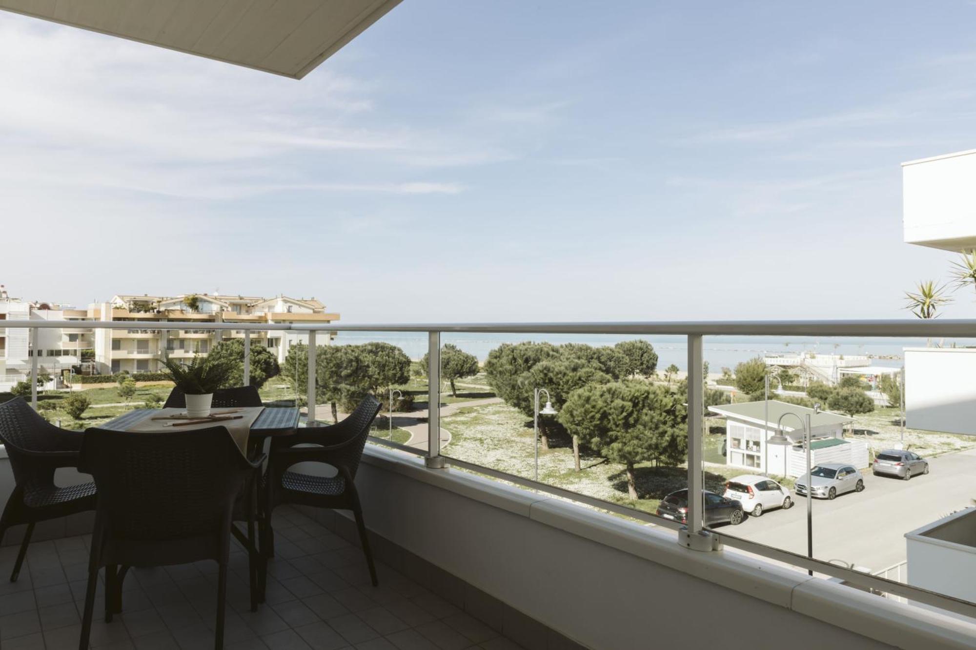 Aparthotel Residenze Roscioli Roseto Degli Abruzzi Zewnętrze zdjęcie