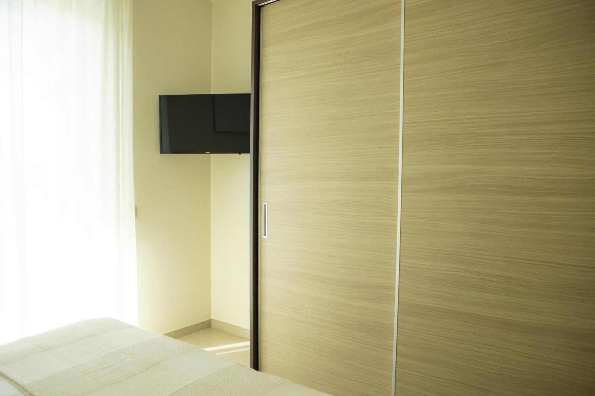 Aparthotel Residenze Roscioli Roseto Degli Abruzzi Zewnętrze zdjęcie