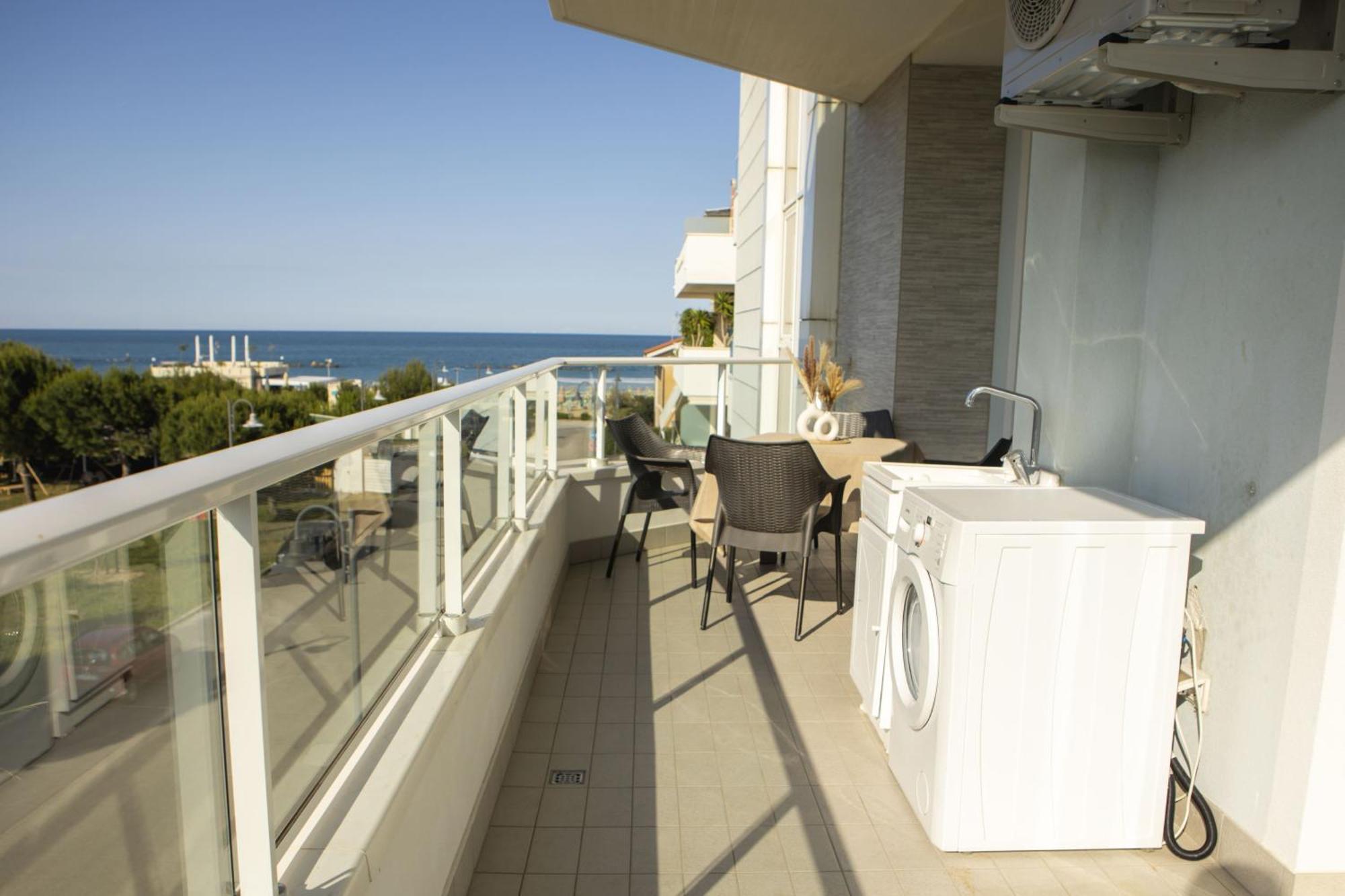 Aparthotel Residenze Roscioli Roseto Degli Abruzzi Zewnętrze zdjęcie
